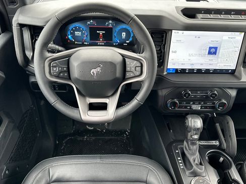 New 2026 Ford Bronco Big Bend w/ Black Diamond Package AWD/4WD image 11