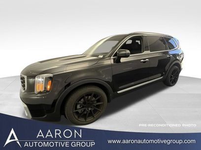 Used 2024 Kia Telluride S w/ S Sunroof Package
