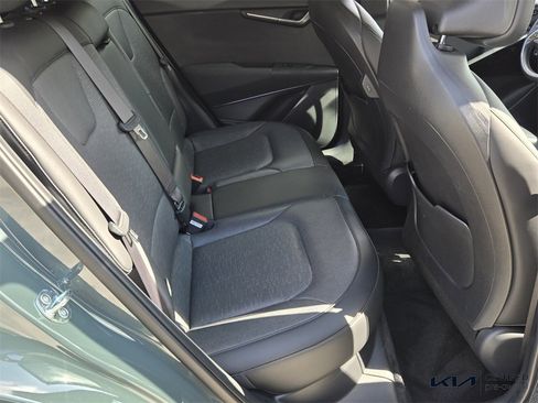 Certified 2023 Kia Niro SX Touring image 19