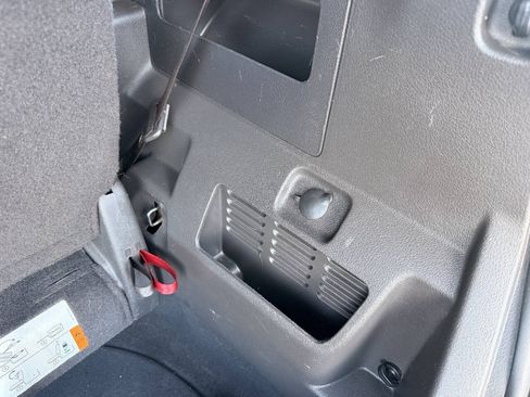 Used 2017 Ford Flex SE FWD image 33
