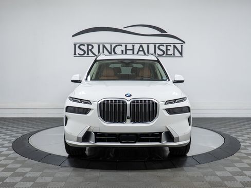 New 2026 BMW X7 xDrive40i w/ Executive Package image 2
