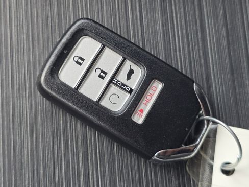 Used 2022 Honda Pilot Elite image 38