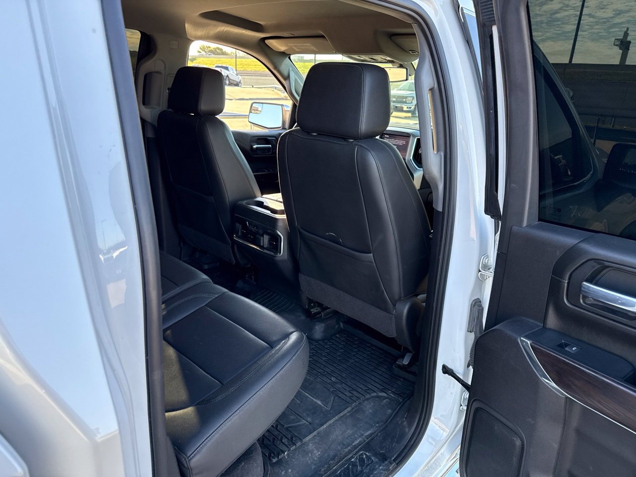 Used 2021 GMC Sierra 1500 SLT AWD/4WD image 12
