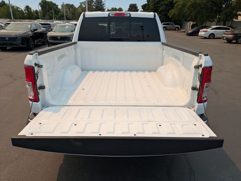 Used 2022 RAM 1500 Big Horn AWD/4WD image 30