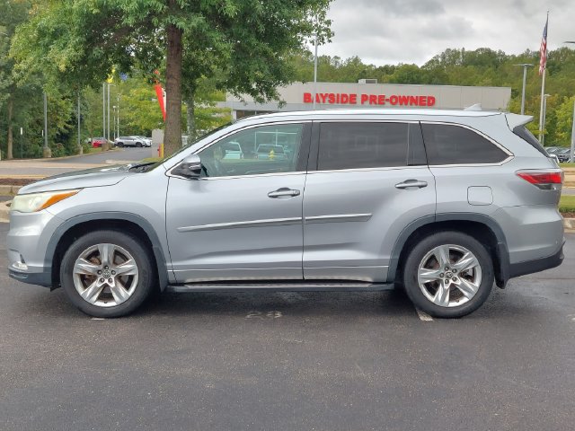 Used 2016 Toyota Highlander Limited AWD/4WD image 10