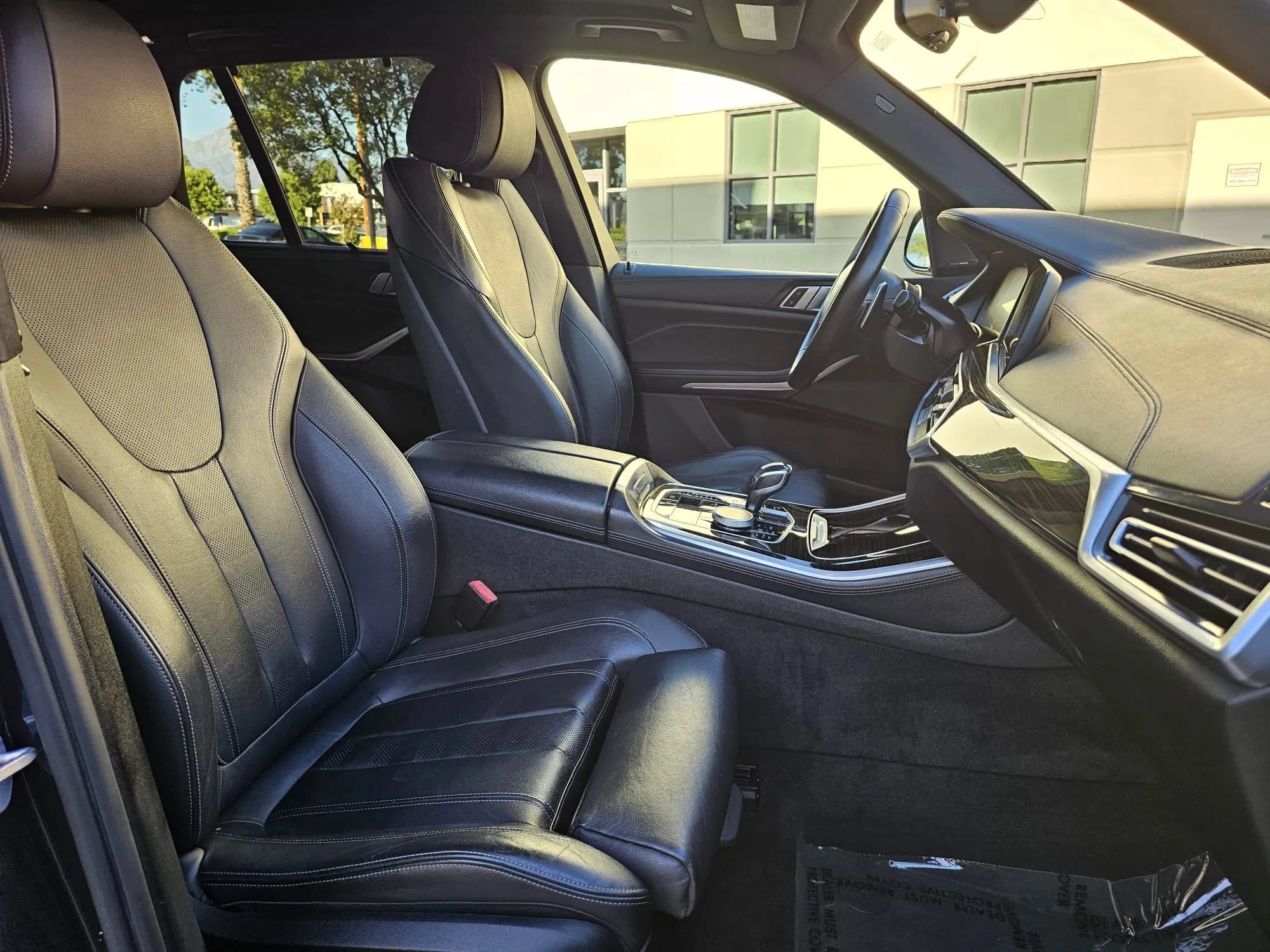 Used 2020 BMW X5 xDrive40i w/ M Sport Package AWD/4WD image 28