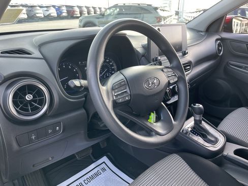 Used 2022 Hyundai Kona SE image 9