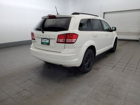 Used 2020 Dodge Journey SE w/ SE Popular Equipment Group FWD image 9