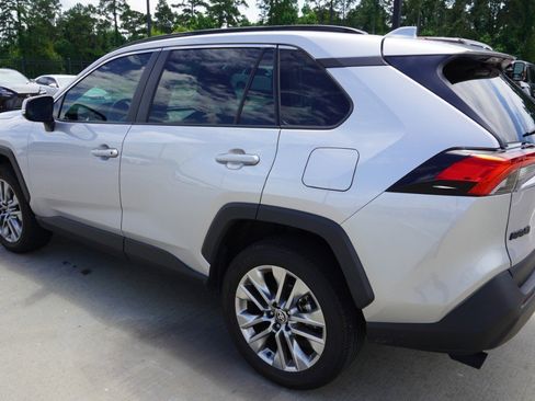 Used 2024 Toyota RAV4 XLE Premium FWD image 3