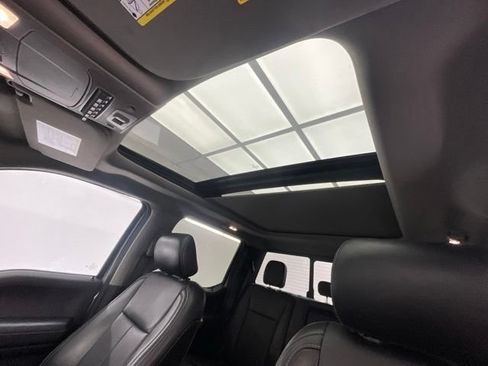 Used 2021 Ford F350 Lariat w/ Lariat Ultimate Package AWD/4WD image 6