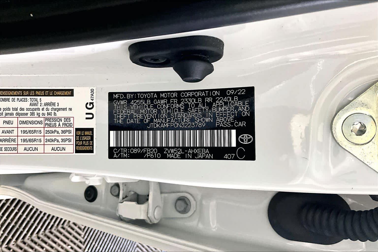 Used 2022 Toyota Prius Prime LE FWD image 34