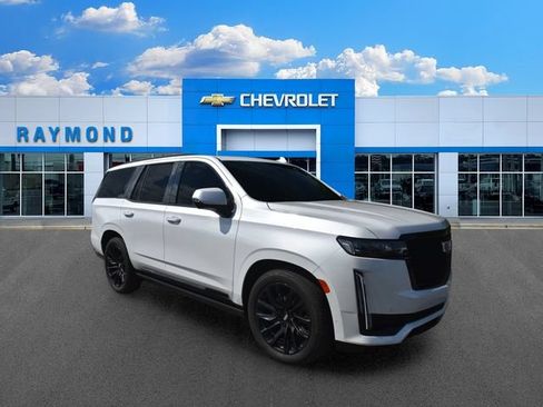 Used 2023 Cadillac Escalade Sport w/ LPO, ONYX Package AWD/4WD image 10