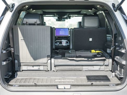 New 2026 Toyota Sequoia Platinum image 30