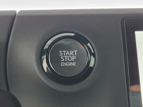Used 2024 Lexus GX 550 w/ Accessory Package (Z1) AWD/4WD image 35