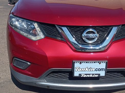 Used 2016 Nissan Rogue SV w/ SV Premium Package AWD/4WD image 11