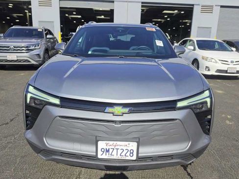 Used 2024 Chevrolet Blazer EV LT AWD/4WD image 2
