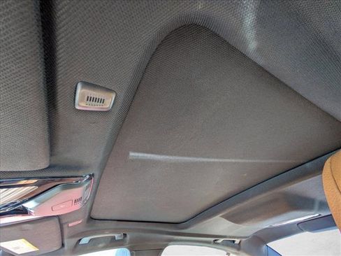 Used 2019 BMW 540i image 14