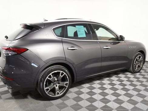 Used 2021 Maserati Levante S image 7