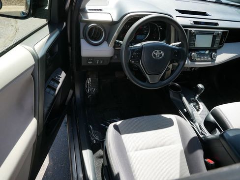 Used 2013 Toyota RAV4 XLE AWD/4WD image 10