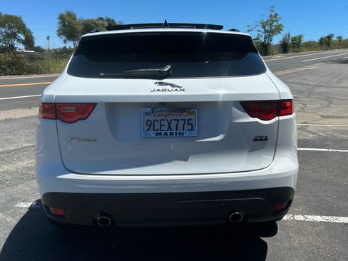 Used 2019 Jaguar F-PACE Prestige AWD/4WD image 6