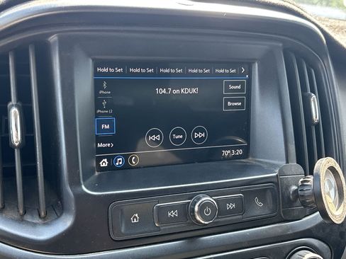 Used 2019 Chevrolet Colorado W/T w/ WT Convenience Package RWD image 14
