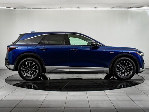 Used 2024 Acura ZDX A-Spec image 11