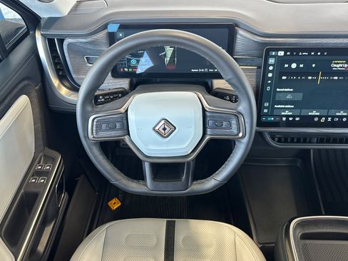 Used 2024 Rivian R1S Adventure AWD/4WD image 13
