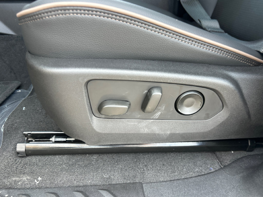 New 2026 GMC Canyon Denali AWD/4WD image 19