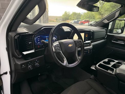 Used 2024 Chevrolet Silverado 2500 LT w/ Convenience Package AWD/4WD image 24