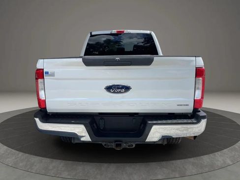 Used 2017 Ford F250 XLT AWD/4WD image 8