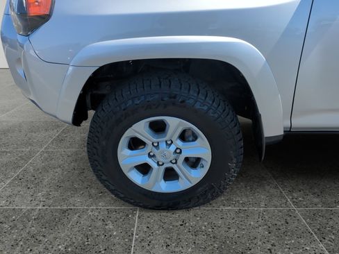 Used 2021 Toyota 4Runner SR5 Premium w/ Moonroof Package image 19