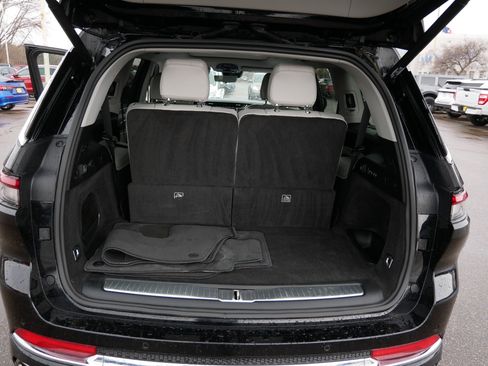 Used 2021 Jeep Grand Cherokee L Overland w/ Advanced Protech Group III image 18