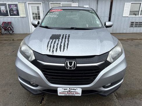 Used 2017 Honda HR-V EX image 12