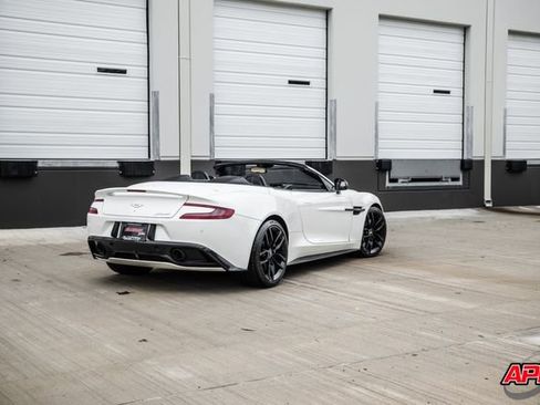 Used 2016 Aston Martin Vanquish Volante image 23