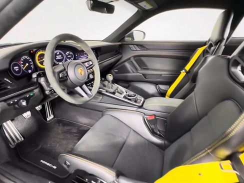 Used 2023 Porsche 911 GT3 image 10