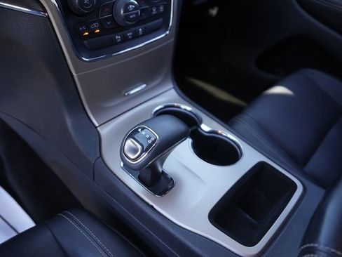 Used 2014 Jeep Grand Cherokee Limited image 27