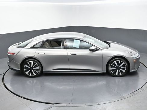 Used 2024 Lucid Air Touring image 44