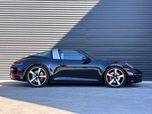 Certified 2024 Porsche 911 Targa 4S image 10