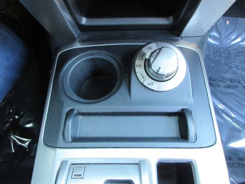 Used 2015 Toyota 4Runner Limited AWD/4WD image 46