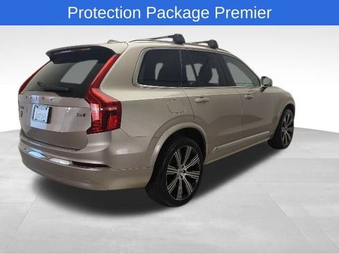 Used 2023 Volvo XC90 B6 Ultimate w/ Lounge Package image 6