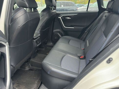 Used 2020 Toyota RAV4 XSE AWD/4WD image 9