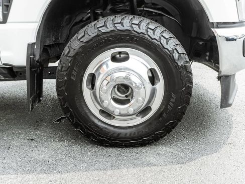 Used 2025 Ford F350 Lariat w/ Lariat Ultimate Package AWD/4WD image 5