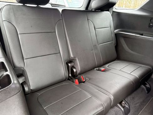 Certified 2023 Chevrolet Traverse LT image 12