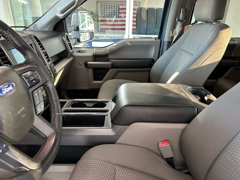 Used 2020 Ford F150 XLT w/ Equipment Group 302A Luxury AWD/4WD image 21