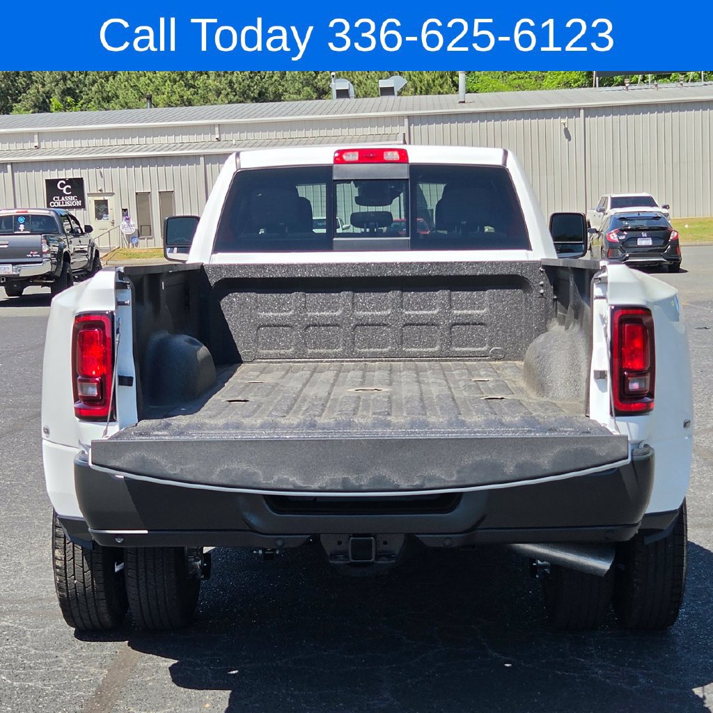 New 2026 RAM 3500 Tradesman AWD/4WD image 11