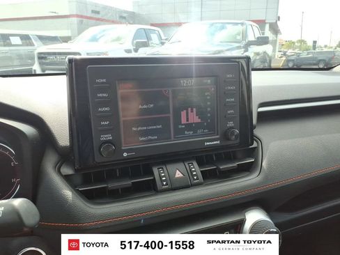 Used 2022 Toyota RAV4 Adventure AWD/4WD image 19