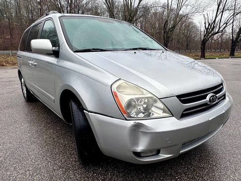 Used 2006 Kia Sedona EX image 11