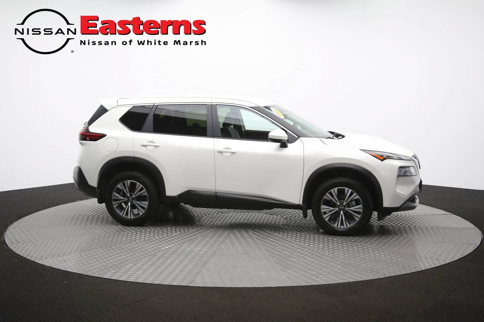 Used 2023 Nissan Rogue SV AWD/4WD image 44