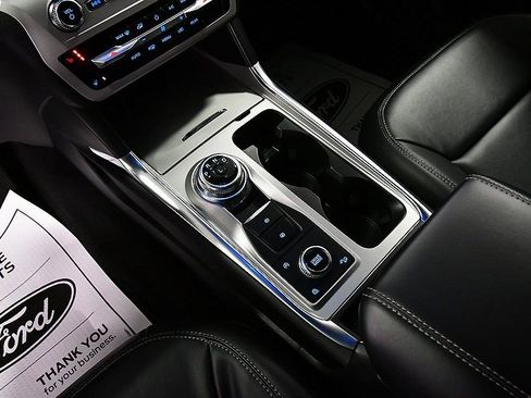 Used 2023 Ford Explorer XLT w/ Equipment Group 202A image 24