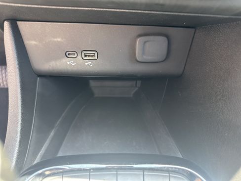 Used 2024 Buick Encore GX Preferred FWD image 15